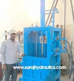 Saroj Hydraulics baling press machine