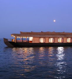 Amrutham Holidays & Houseboats