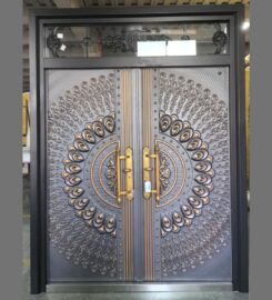 Maanvi Doors